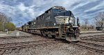 NS 4648 clatters across the diamonds.